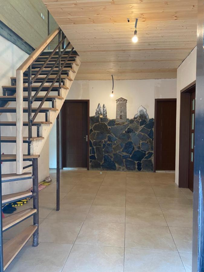 Guest House Caucasioni Adishi 外观 照片